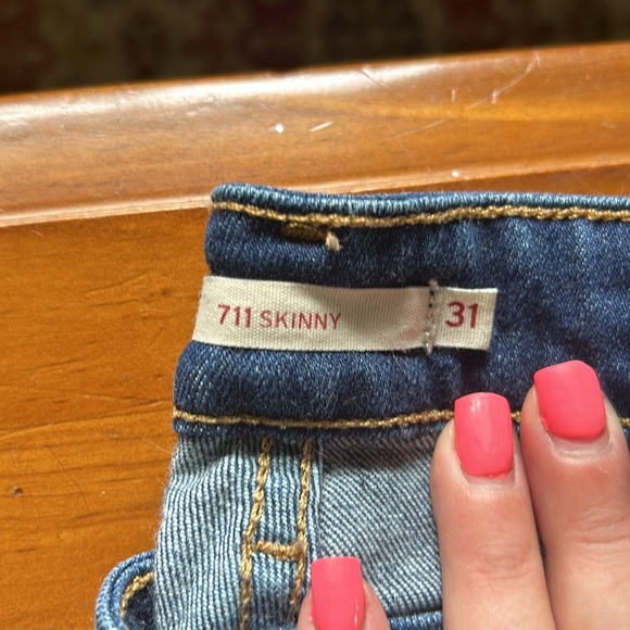 Levis - Picture 3 of 3